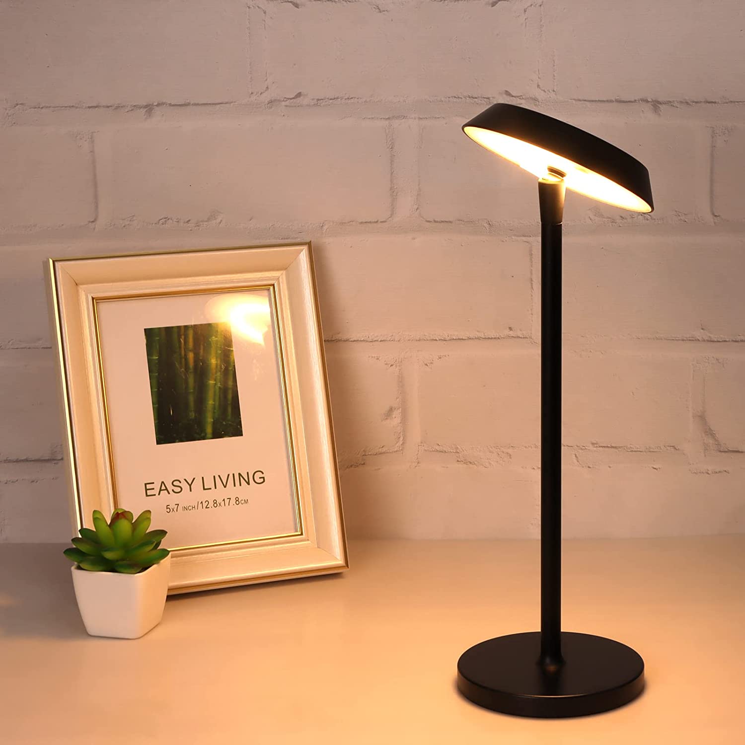 A107 Lampa LED Gentile Negru