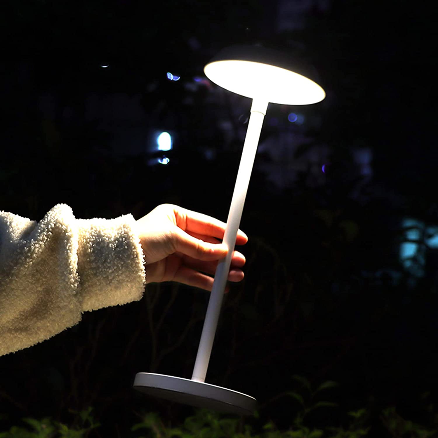 A108 Lampa LED Gentile Alb